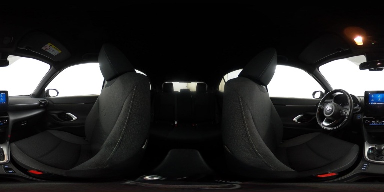 Toyota Yaris Cross - 1.5 Hybrid First Edition 38