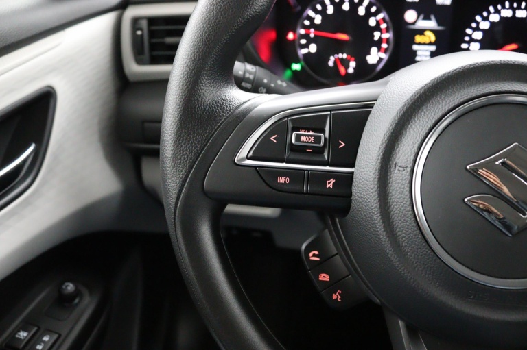 Suzuki Swift - 1.2 Comfort Smart Hybrid 18