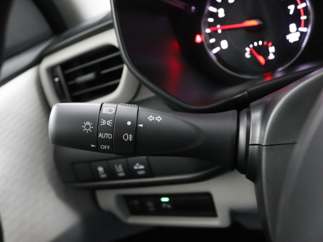 Suzuki Swift - 1.2 Comfort Smart Hybrid