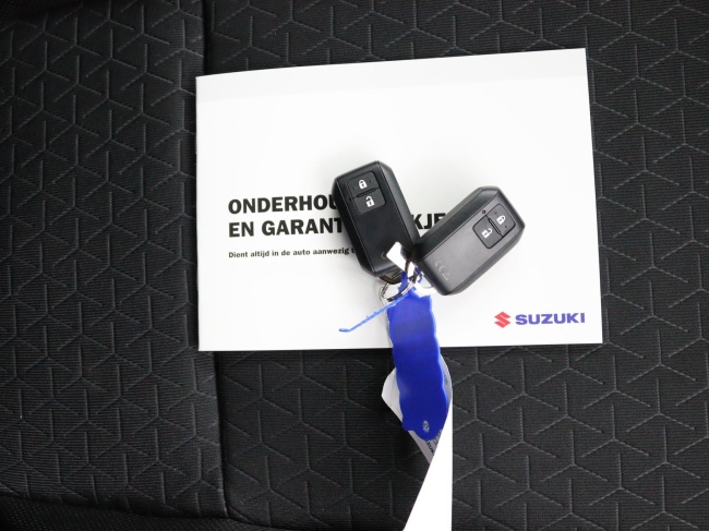 Suzuki Swift - 1.2 Comfort Smart Hybrid