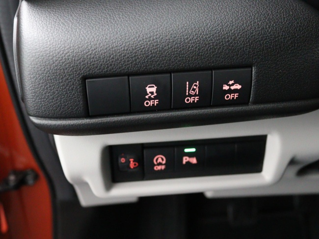 Suzuki Swift - 1.2 Comfort Smart Hybrid