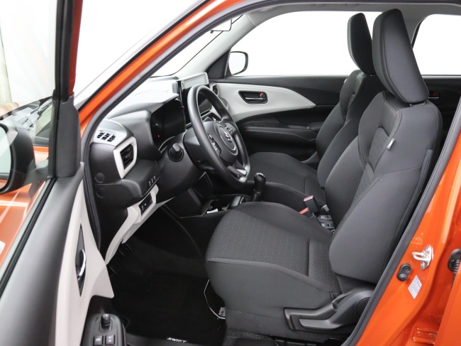 Suzuki Swift - 1.2 Comfort Smart Hybrid