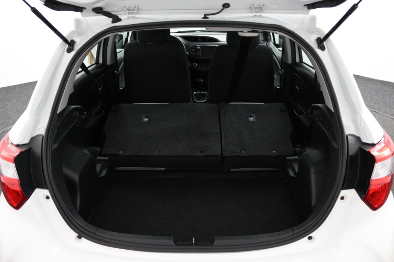 Toyota Yaris - 1.5 Hybrid Design Sport 24