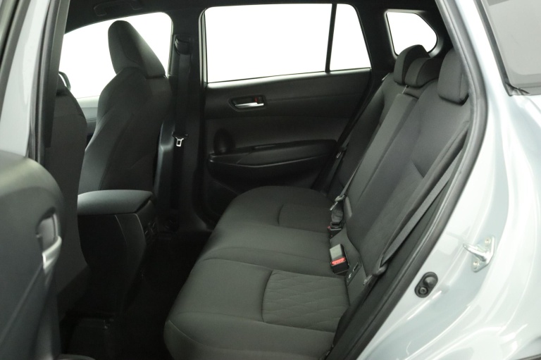 Toyota Corolla Cross - Hybrid 140 Style 18