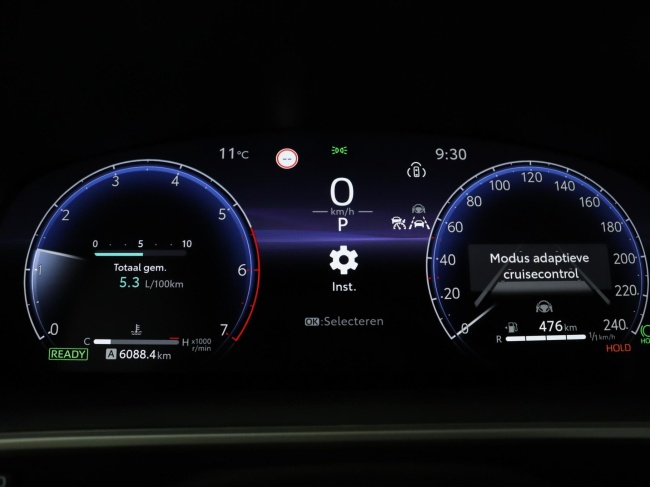 Toyota Corolla Cross - Hybrid 140 Style