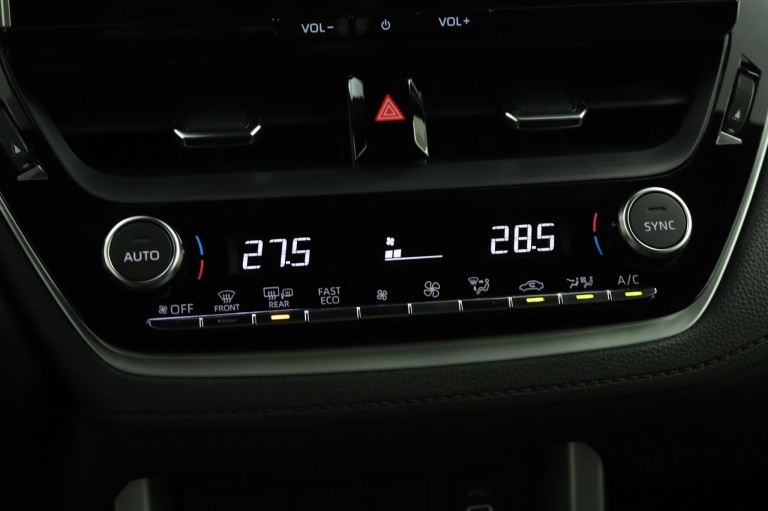 Toyota Corolla Cross - Hybrid 140 Style 7