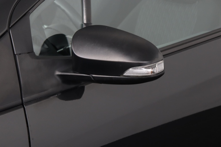 Toyota Yaris - 1.0 VVT-i Comfort 33