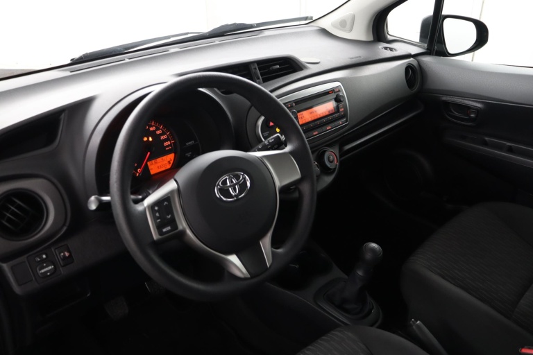 Toyota Yaris - 1.0 VVT-i Comfort 41