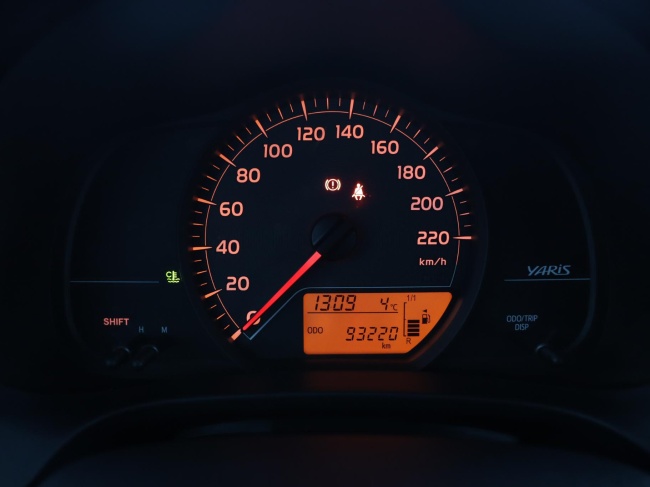 Toyota Yaris - 1.0 VVT-i Comfort