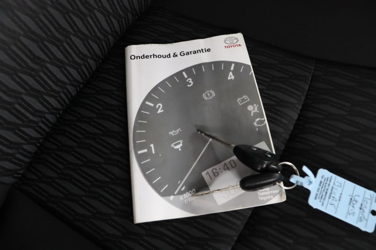 Toyota Yaris - 1.0 VVT-i Comfort 9