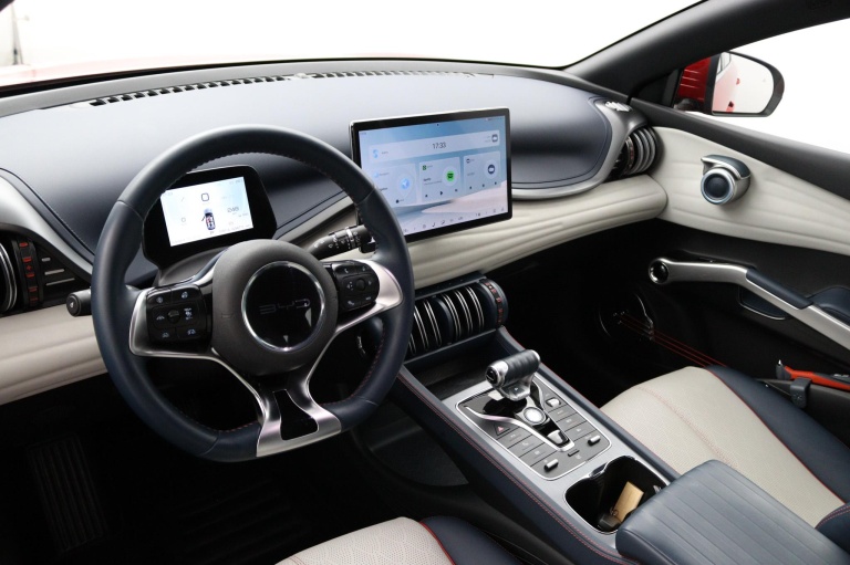 BYD ATTO 3 - Comfort 60 kWh 53