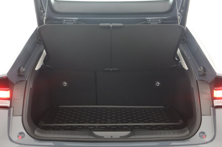 Toyota Prius - 2.0 Plug-in Executive 22