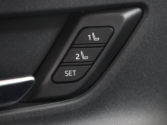 Toyota Prius - 2.0 Plug-in Executive