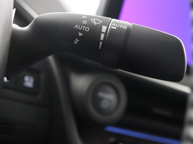 Toyota Prius - 2.0 Plug-in Executive