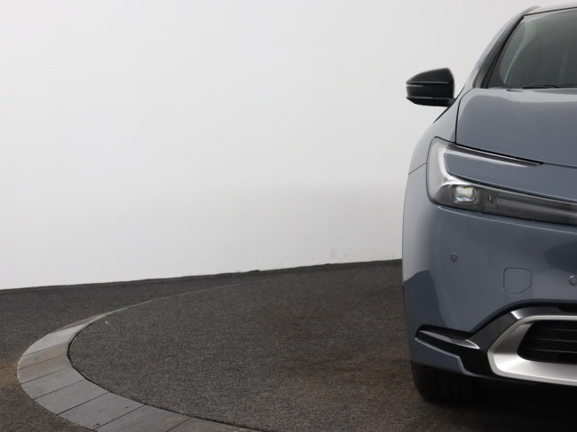 Toyota Prius - 2.0 Plug-in Executive