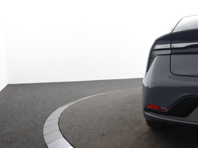 Toyota Prius - 2.0 Plug-in Executive