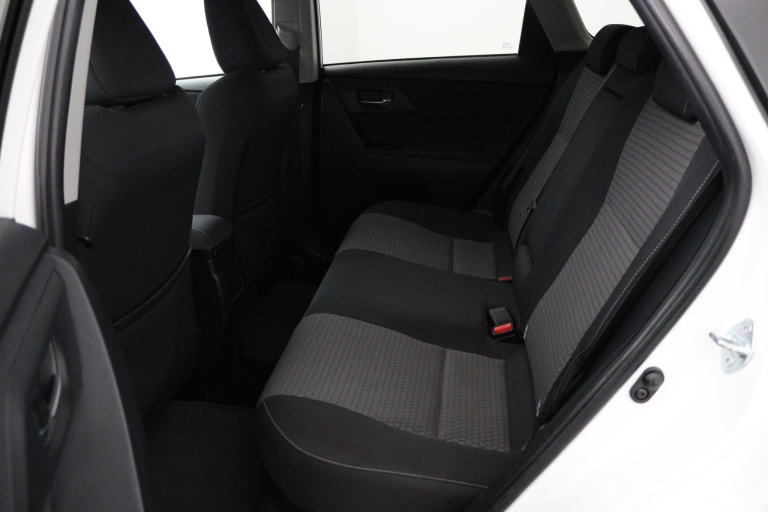 Toyota Auris - 1.8 Hybrid Dynamic Go 18