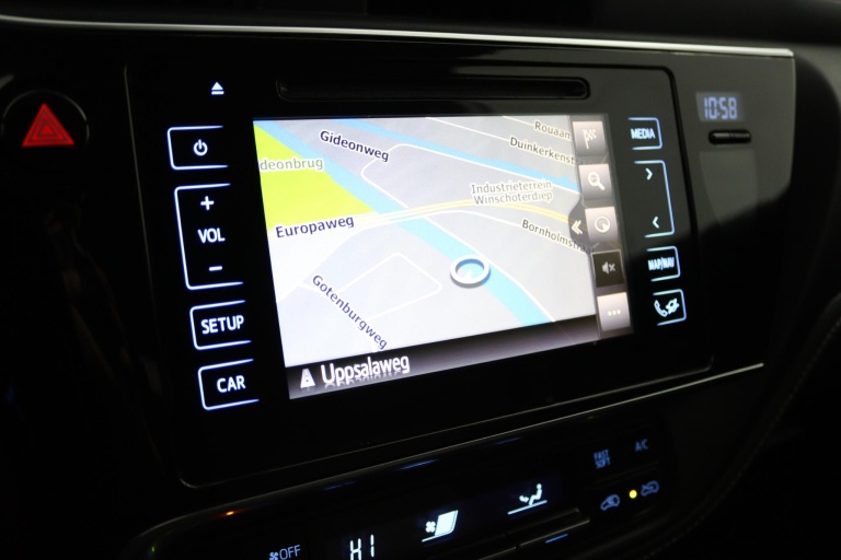 Toyota Auris - 1.8 Hybrid Dynamic Go 29