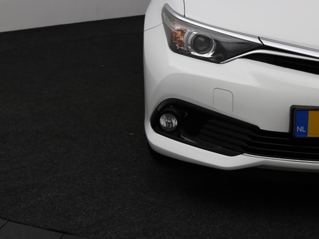 Toyota Auris - 1.8 Hybrid Dynamic Go