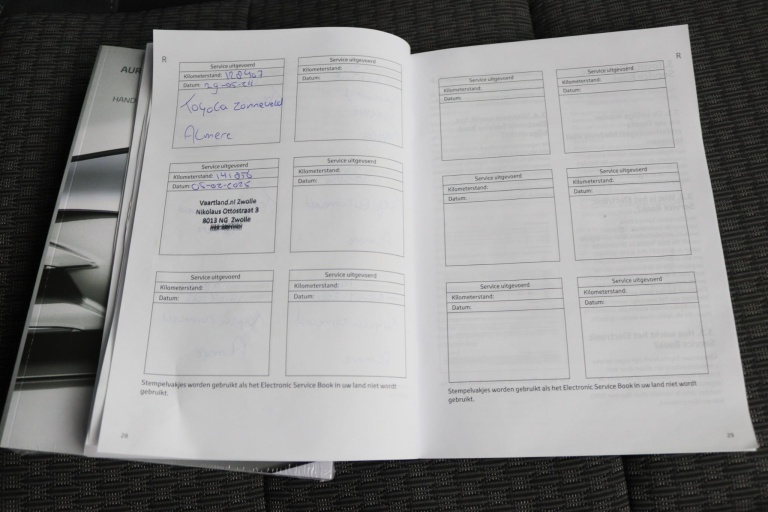 Toyota Auris - 1.8 Hybrid Dynamic Go 42