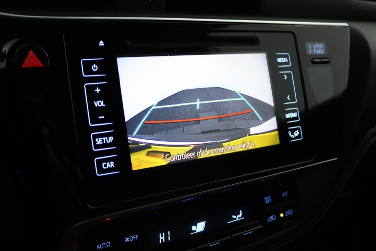 Toyota Auris - 1.8 Hybrid Dynamic Go 9