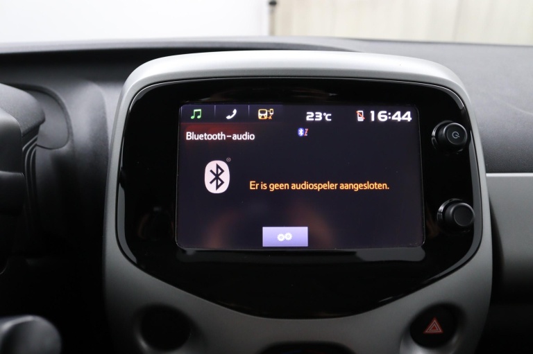 Toyota Aygo - 1.0 VVT-i x-nav 18