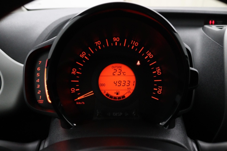 Toyota Aygo - 1.0 VVT-i x-nav 24