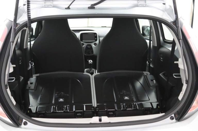 Toyota Aygo - 1.0 VVT-i x-nav 32