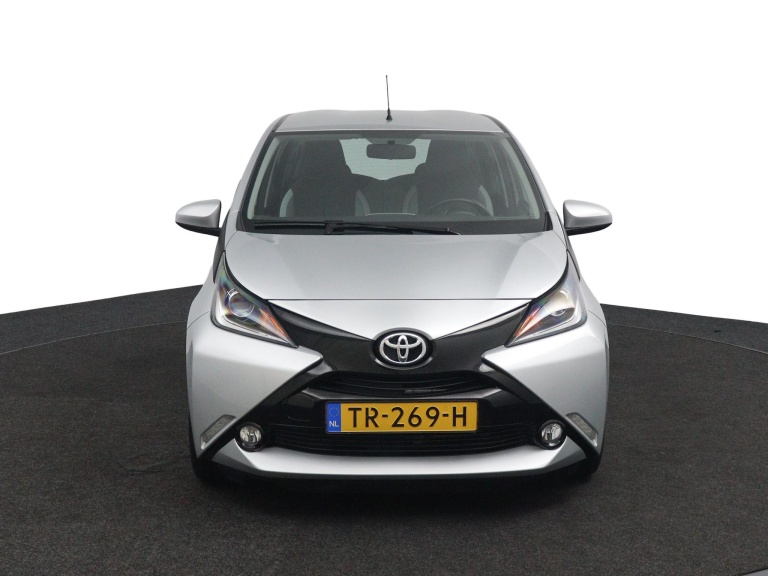 Toyota Aygo - 1.0 VVT-i x-nav 7