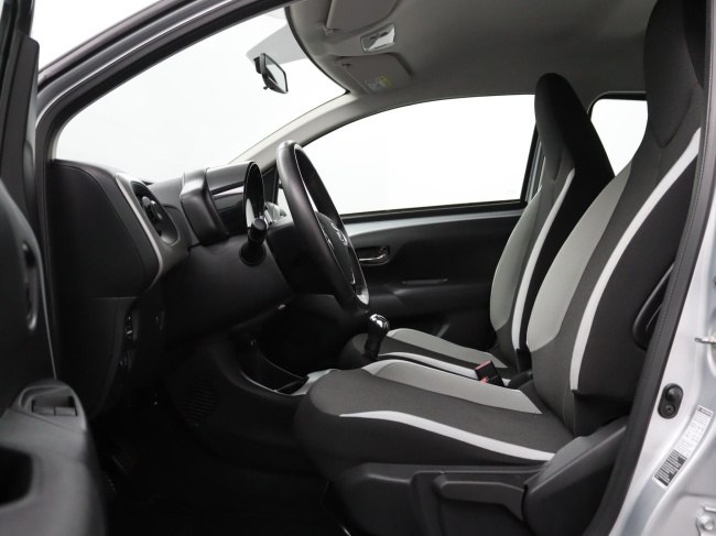 Toyota Aygo - 1.0 VVT-i x-nav