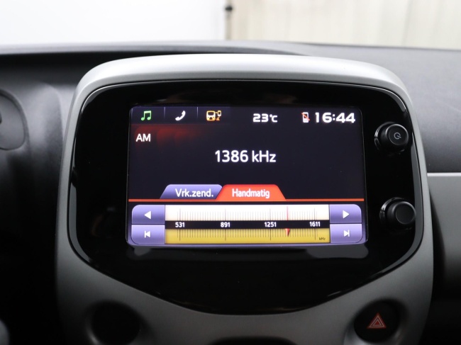 Toyota Aygo - 1.0 VVT-i x-nav