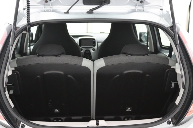 Toyota Aygo - 1.0 VVT-i x-nav 30