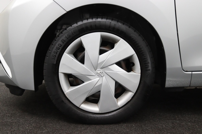 Toyota Aygo - 1.0 VVT-i x-nav 40