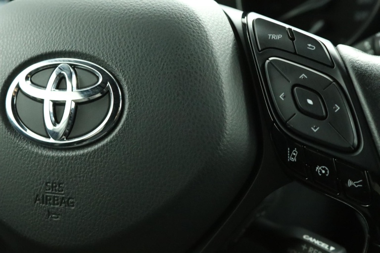 Toyota C-HR - 1.8 Hybrid Executive 21