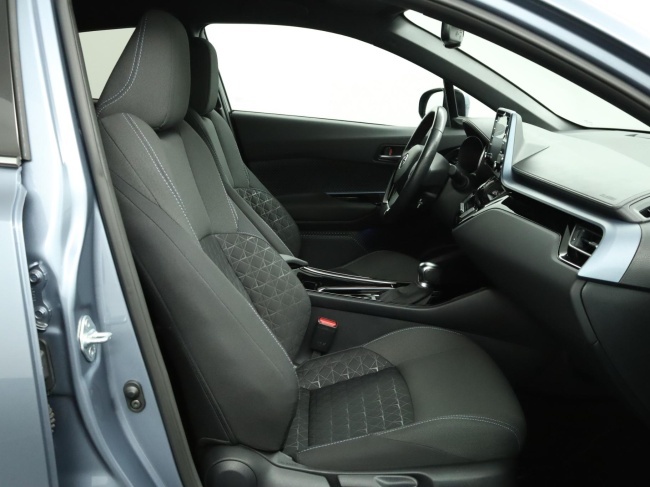 Toyota C-HR - 1.8 Hybrid Executive