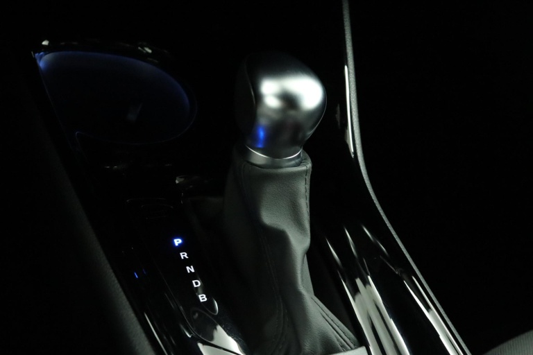 Toyota C-HR - 1.8 Hybrid Executive 27