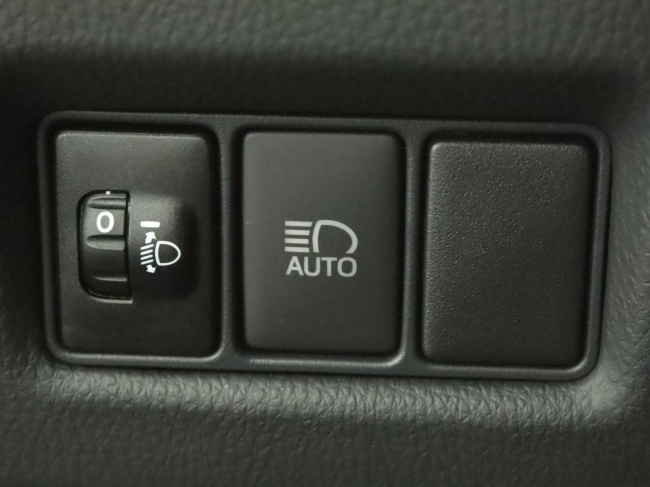 Toyota C-HR - 1.8 Hybrid Executive