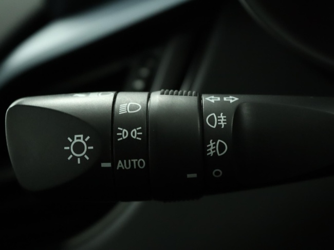 Toyota C-HR - 1.8 Hybrid Executive