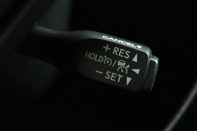 Toyota C-HR - 1.8 Hybrid Executive 44