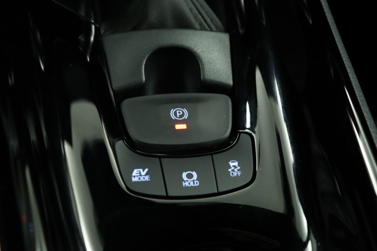 Toyota C-HR - 1.8 Hybrid Executive 64