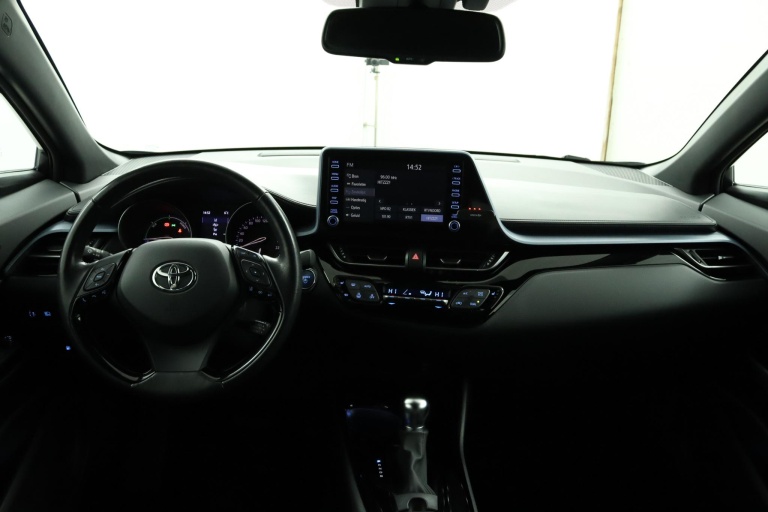 Toyota C-HR - 1.8 Hybrid Executive 68