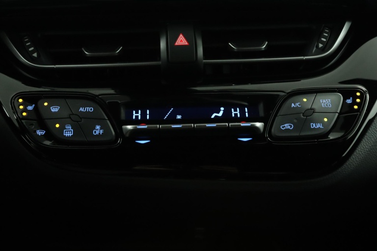 Toyota C-HR - 1.8 Hybrid Executive 7