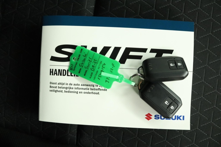 Suzuki Swift - 1.2 Comfort Smart Hybrid 11