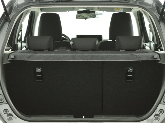 Suzuki Swift - 1.2 Comfort Smart Hybrid