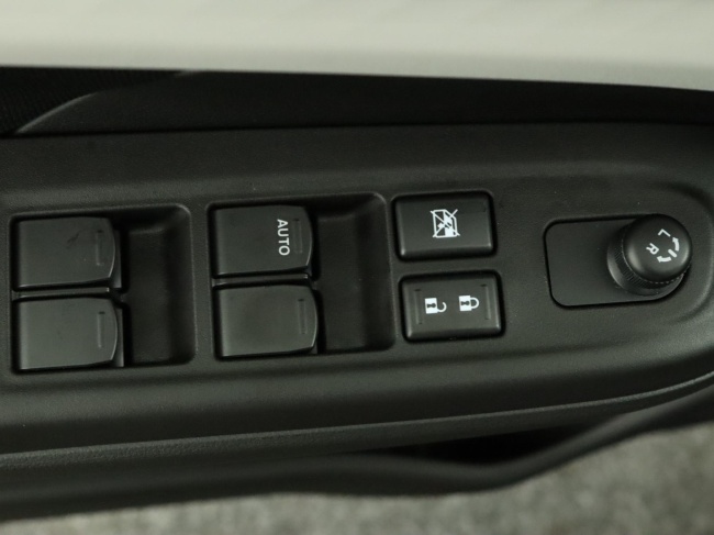 Suzuki Swift - 1.2 Comfort Smart Hybrid