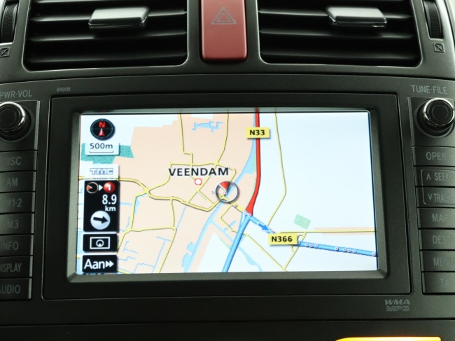 Toyota Auris - 1.6-16V Executive Business