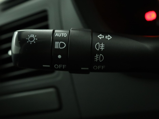 Toyota Auris - 1.6-16V Executive Business