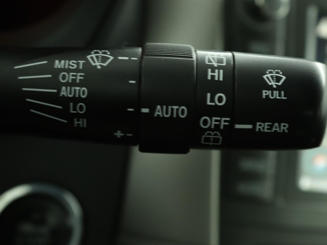 Toyota Auris - 1.6-16V Executive Business