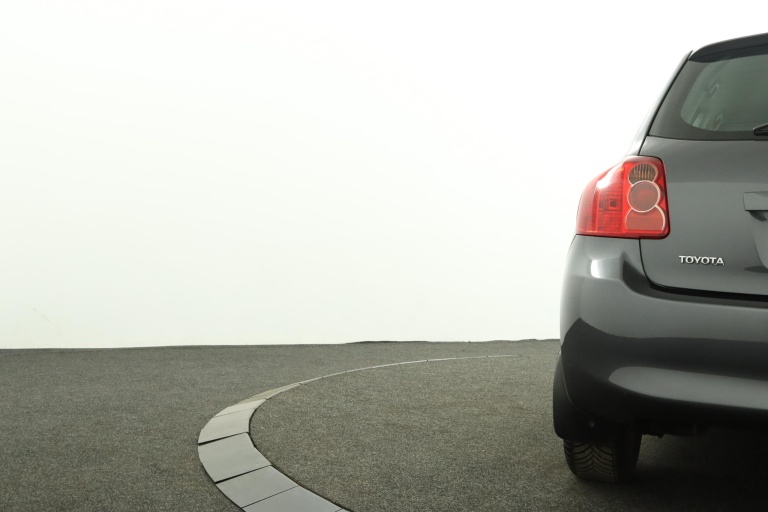 Toyota Auris - 1.6-16V Executive Business 39