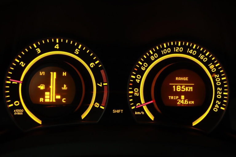 Toyota Auris - 1.6-16V Executive Business 44